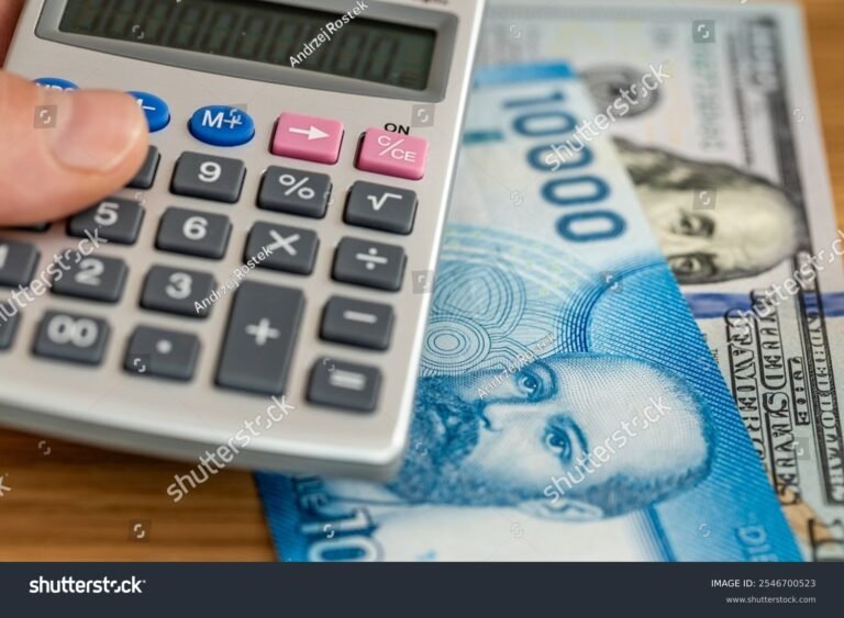 Cómo puedo saber cuánto debo del CAE en Chile fácilmente 19 calculadora con billetes chilenos y monedas