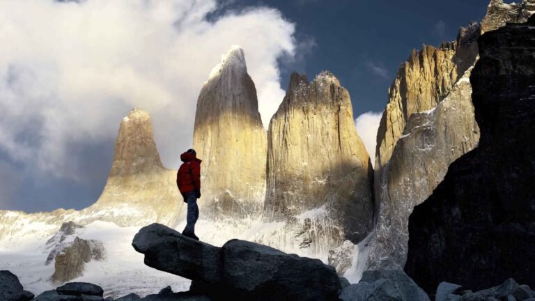 Cuáles son los mejores paseos por el día todo incluido en Chile 2 paisajes naturales de chile con turistas felices