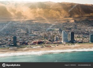 vista aerea de edificios en iquique playa